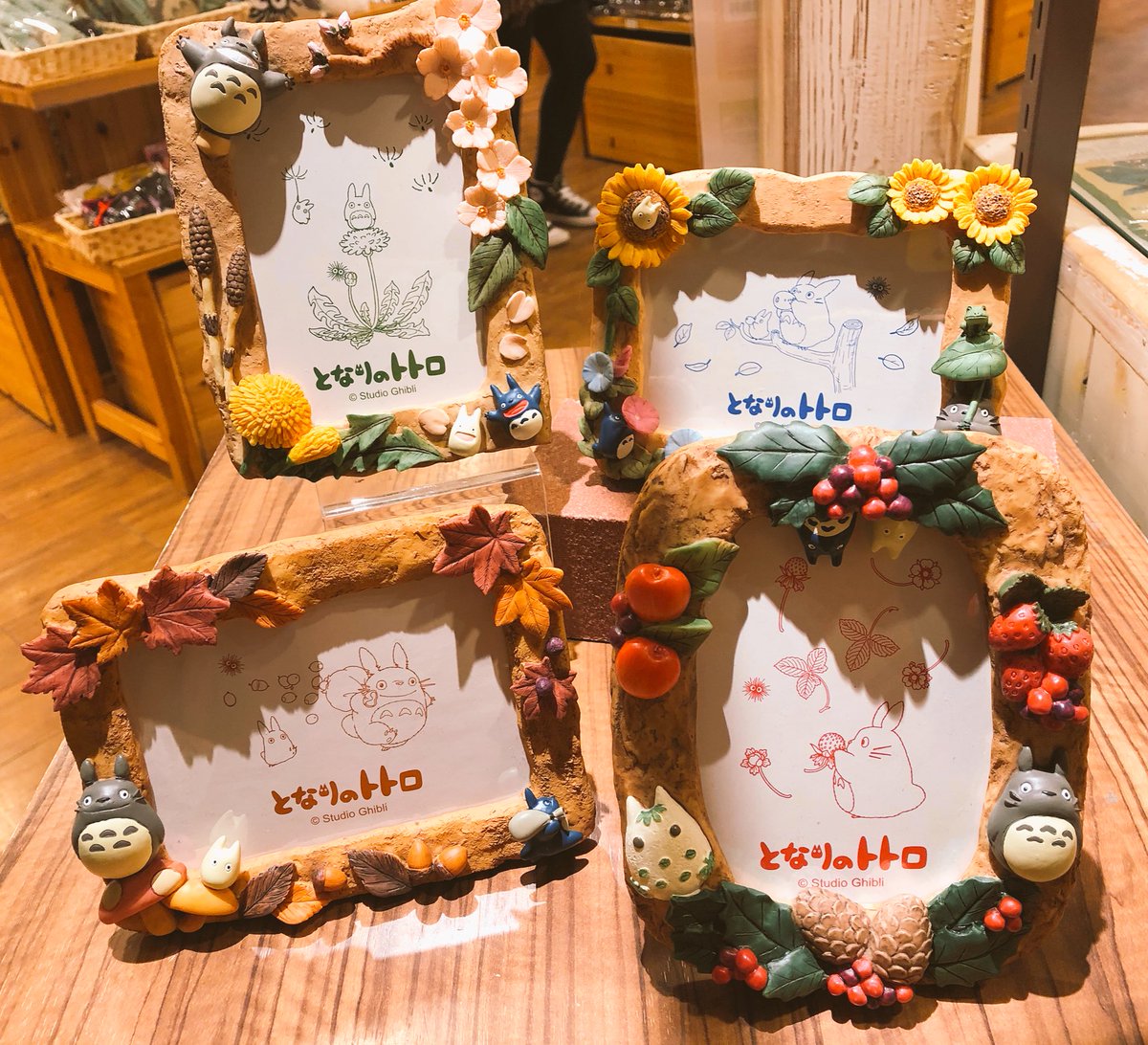 人気のフォトフレームが久しぶりに再入荷いたしました‼️ 四季フォト