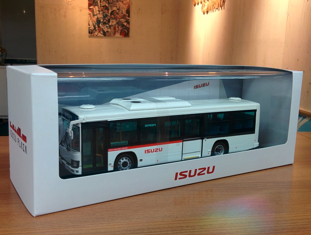 そして、いすゞプラザでしか買うことのできないミニカー「1/43 いすゞ