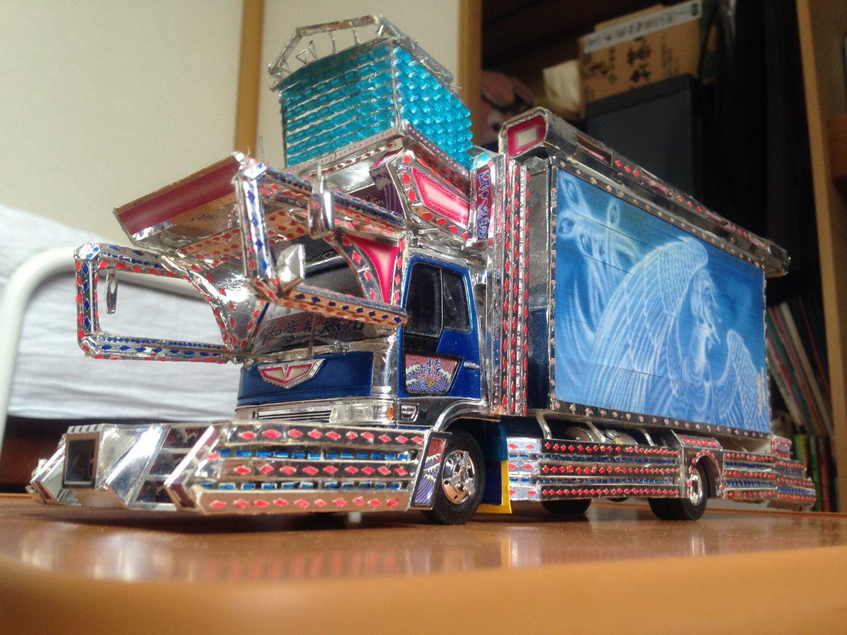 美弥丸、またこの姿に復活して欲しい… #俺のデコトラプラモを見ておくれ