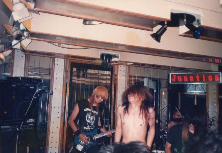 BorisのTakeshiによる、ハードコアパンクギタリスト自虐-Zigyaku-”氏