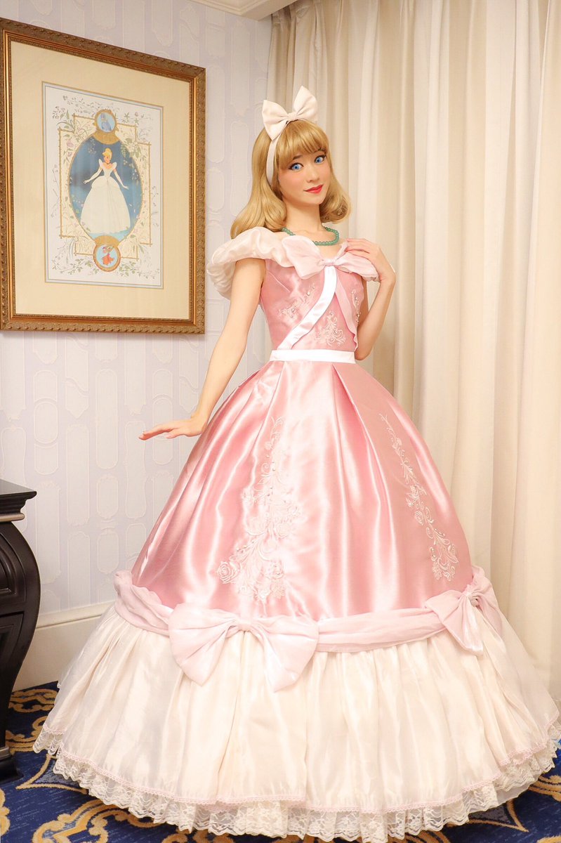 形見ドレスのシンデレラ🎀🕊🐀 シーハニさんバージョン