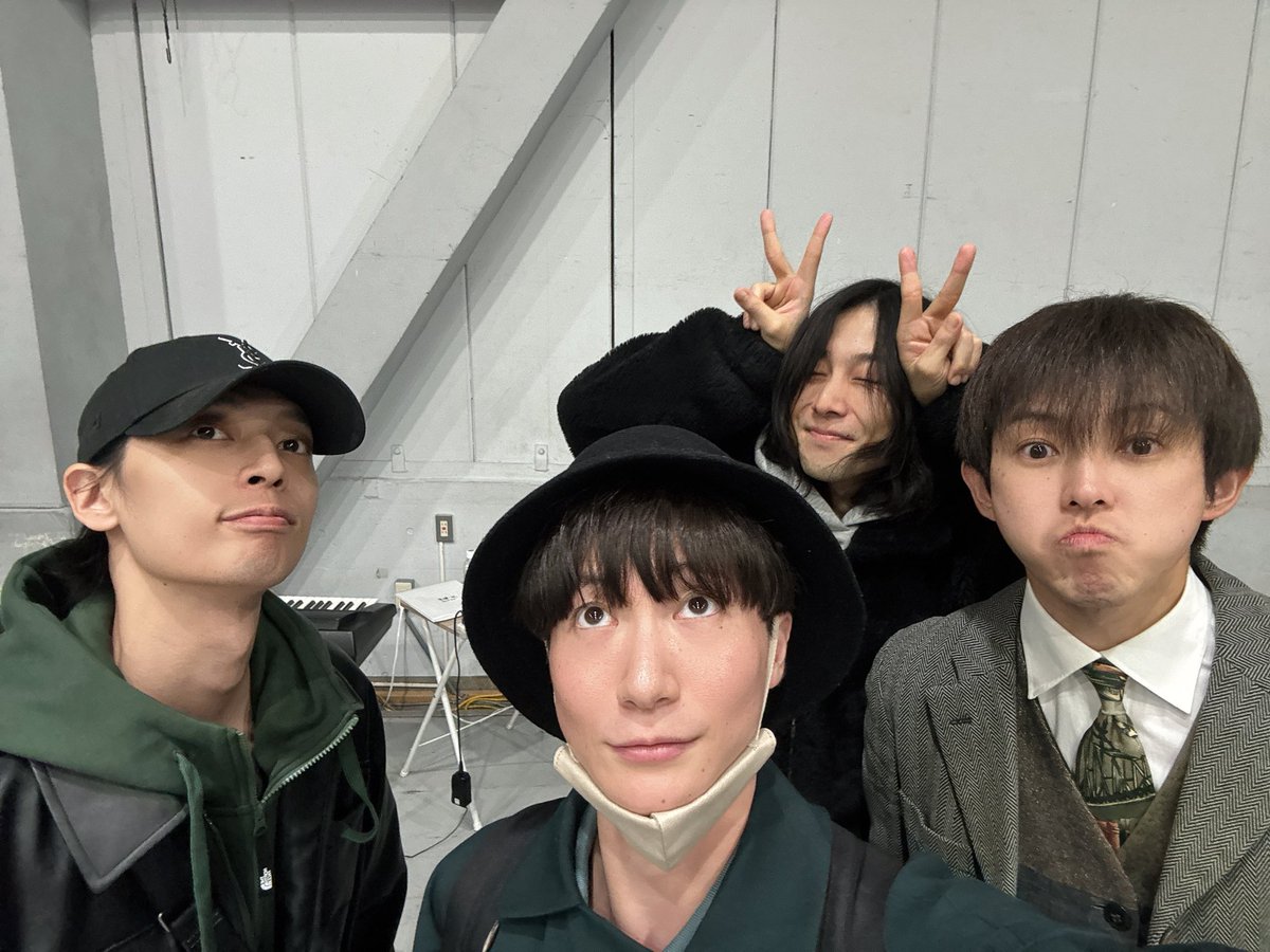 忍ミュ 五年生単独ライブ稽古稽古の日々です。 とーるが本番中でおり