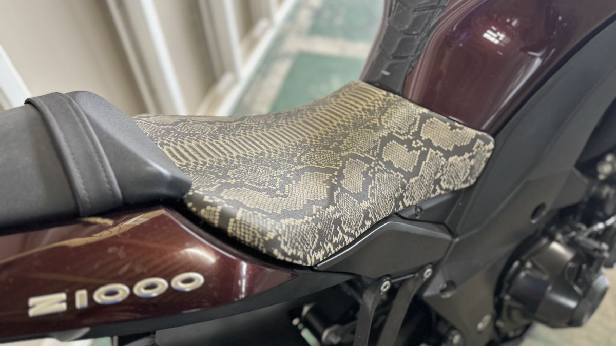 カワサキ Z1000 ZX-9Rベースの953ccエンジンから新設計の1,043cc