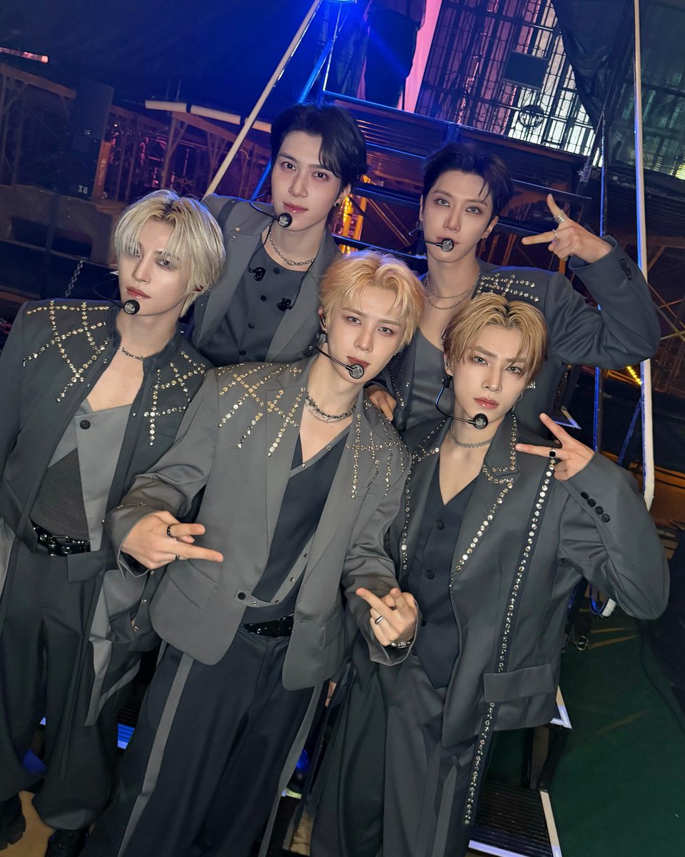 WayV solo テン 中華 中国 一直娱 yizhiyu 2枚セット 【公式通販】