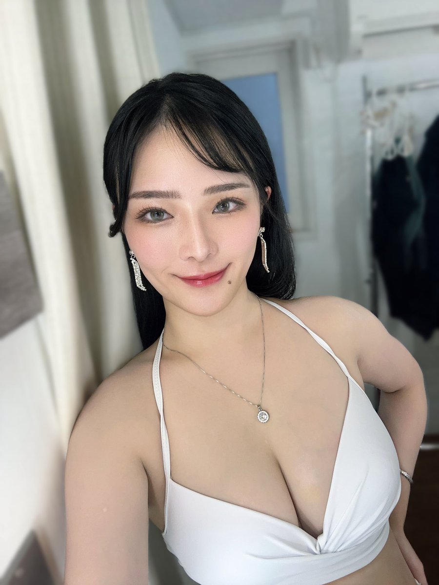 楽しかった〜☺️ 誌面、広告、PR用、撮影続きの1日でした🤍 #瀬名雪未