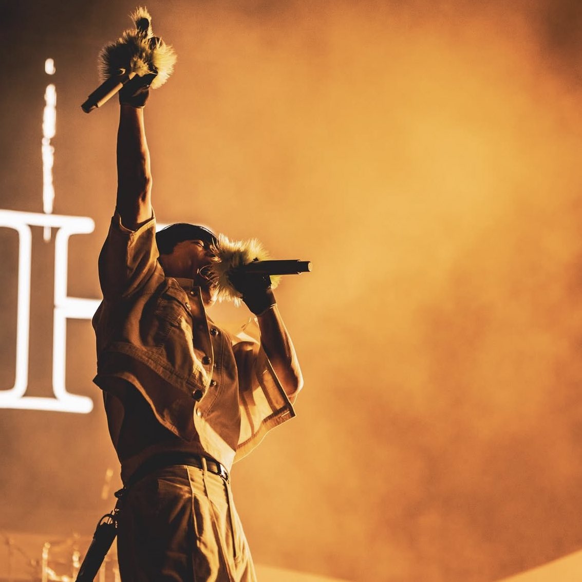 フェニックスグローブ UVERworld