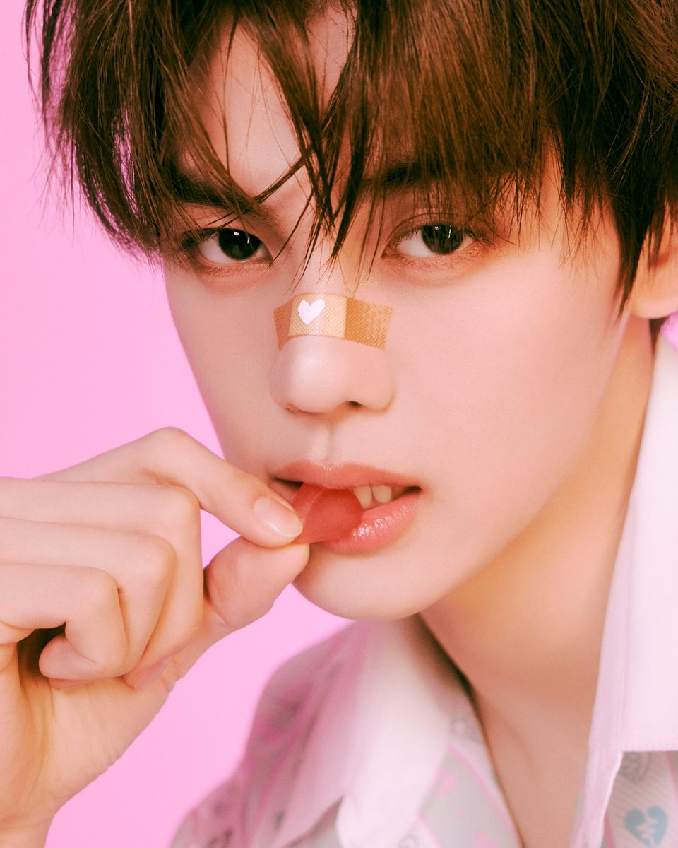 ZEROBASEONE Pre-Release Single [𝑫𝒐𝒄𝒕𝒐𝒓! 𝑫𝒐𝒄𝒕𝒐𝒓