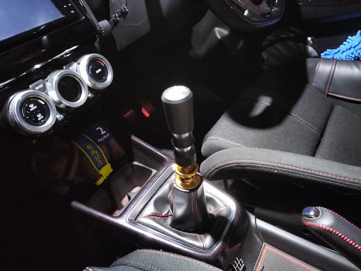 シフトノブ交換しました😄 GHOST EXPOD（SATAN） 1番気になっていた