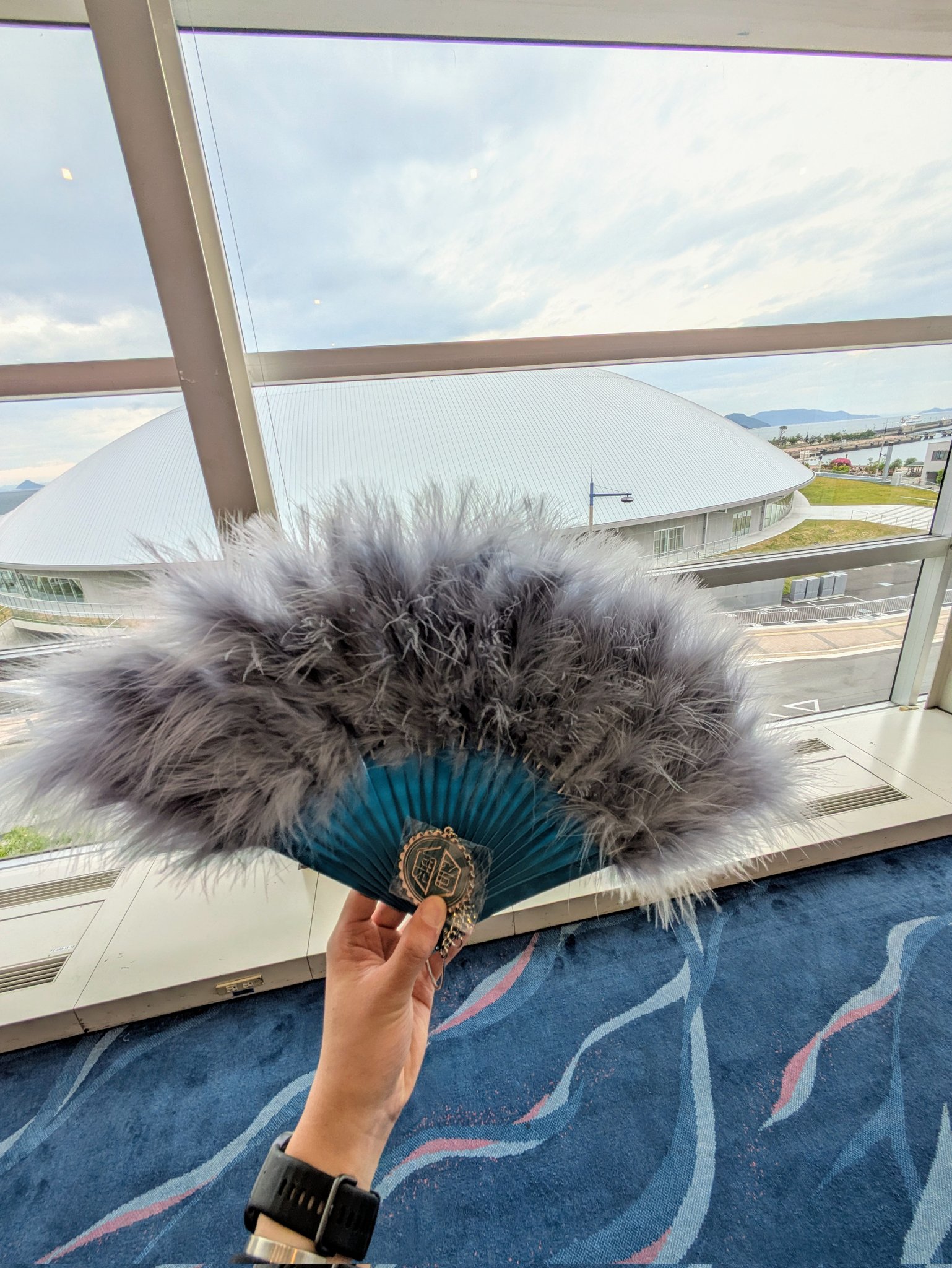 女王蜂】超メモリアル ジュリ扇 セット 女王蜂 公式サイト