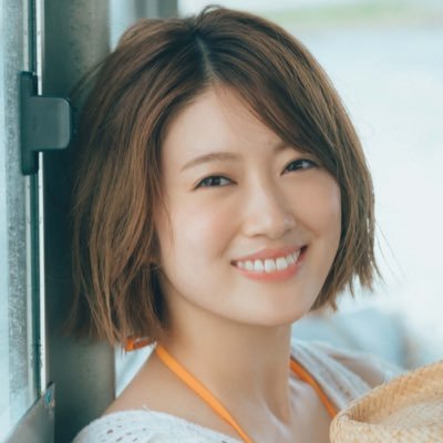 乃木坂46 樋口日奈1st 写真集2022/4/12発売【公式】 (@higuchihina_1st