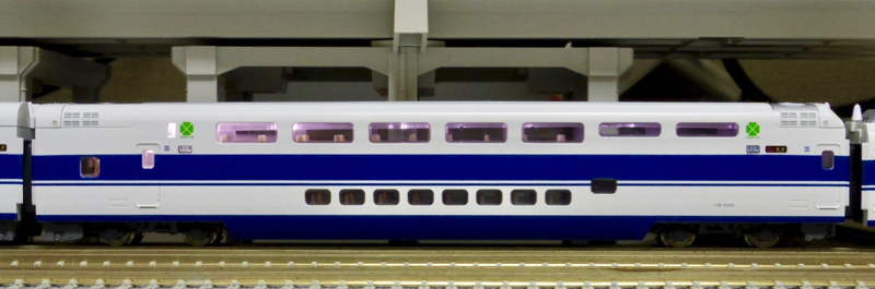 鉄道模型／KATO］100系新幹線＜グランドひかり＞ 16両を並べる : 新