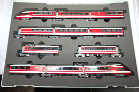 小田急ロマンスカー10000形HiSE(ロゴマーク付)セット 【パピーランド】