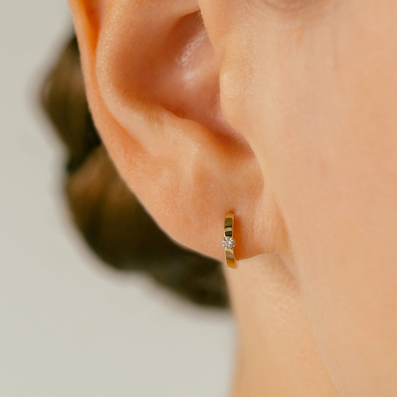 K18 プラチナ ダイヤモンドフープピアス│引っかからない・片耳用