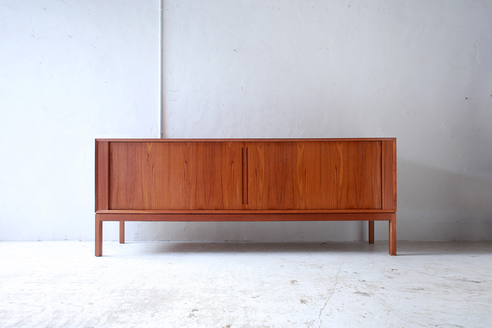 Sideboard with Tambour doors by Aksel Kjersgaard | phono | 金沢