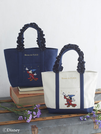 11月18日のお誕生日をお祝い！ミッキーマウスがきらめく魔法をかける新