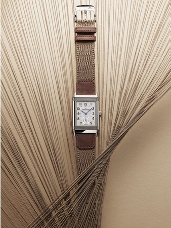 ジャガー・ルクルトのレベルソにカーサ・ファリアーノ デザインの