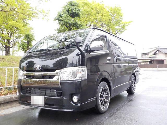 GDH201V ハイエース 玄武1インチローダウン 四輪アライメント