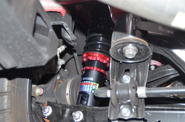 ZN8 GR86 BLITZ ZZ-R DAMPERの車高調取り付けと四輪アライメント調整