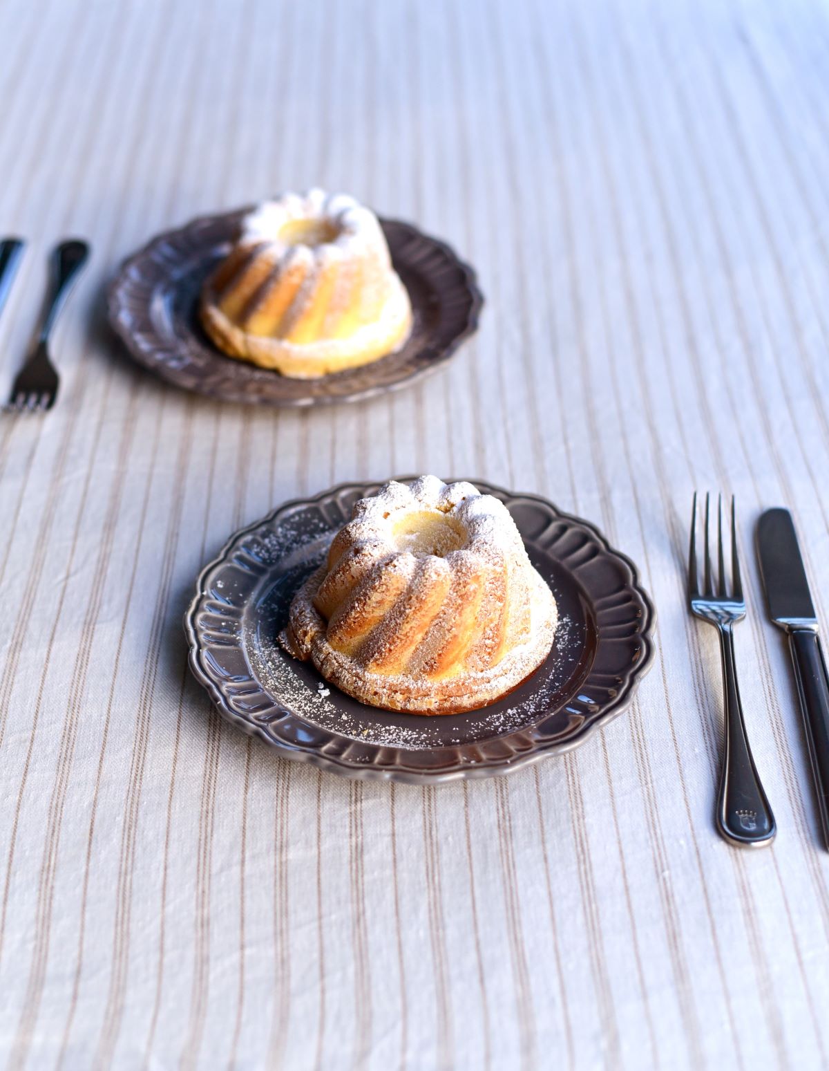 レコメンド :: 植物モチーフの器 :: ポンポネ 200プレート - マルミツ