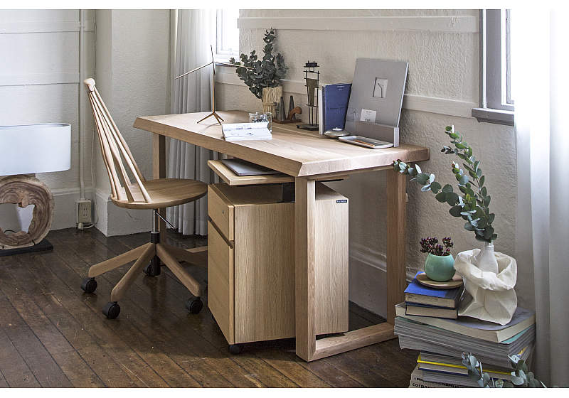 デスクチェア XF4001E000 | デスクチェアー | 家具を探す | カリモク