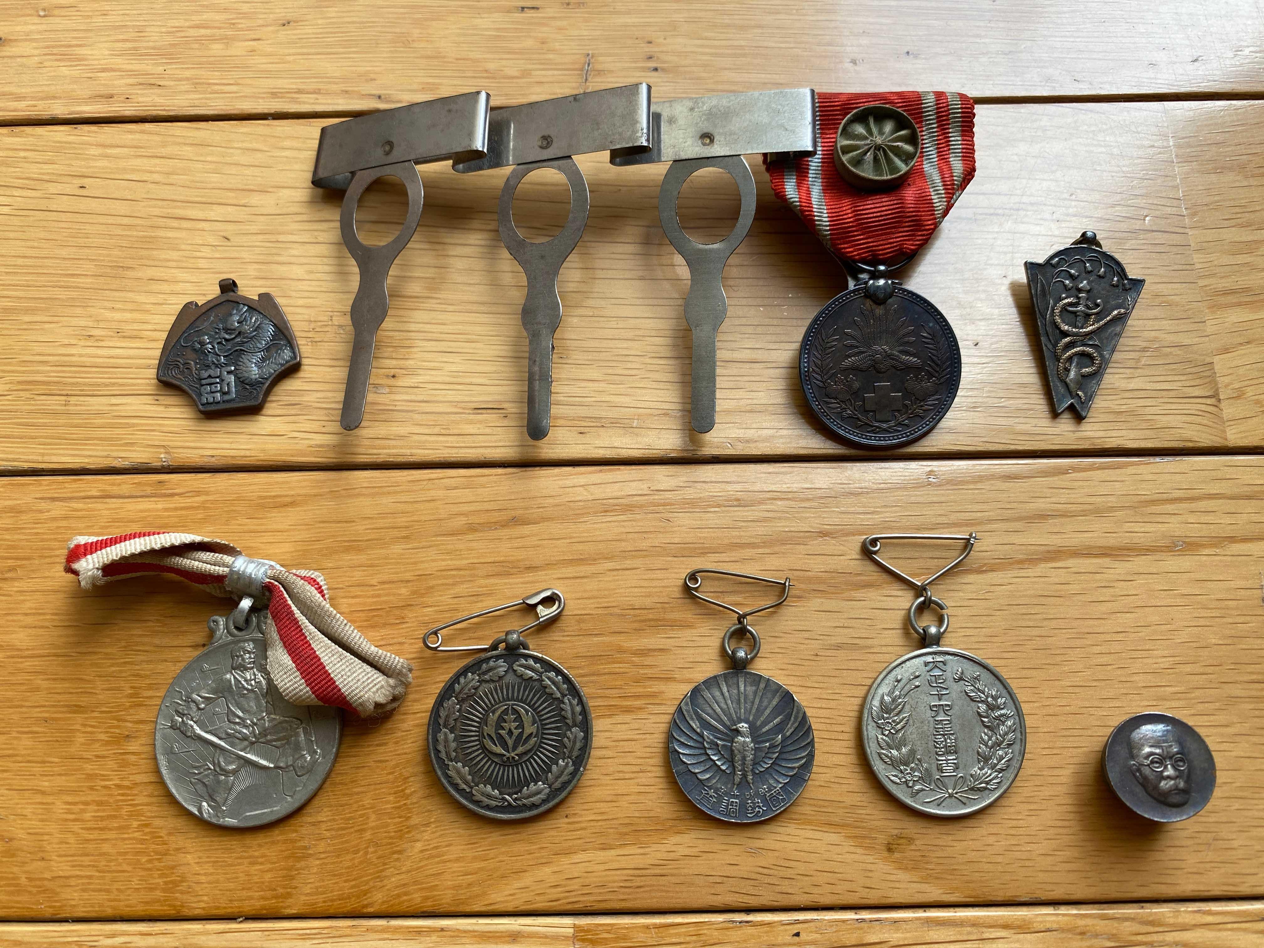 勲六等瑞宝章（勲章）、支那事変従軍記章、紀元二千六百年祝典記念章