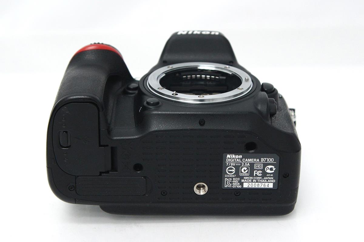 D7100 18-300 VR スーパーズームキット CA01-M1606-2S1 | ニコン