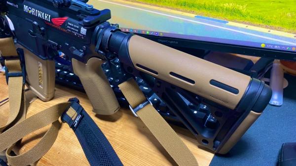 HOGUE バットストック M4/AR-15用 ラバーコーティング仕様 MIL-SPECの