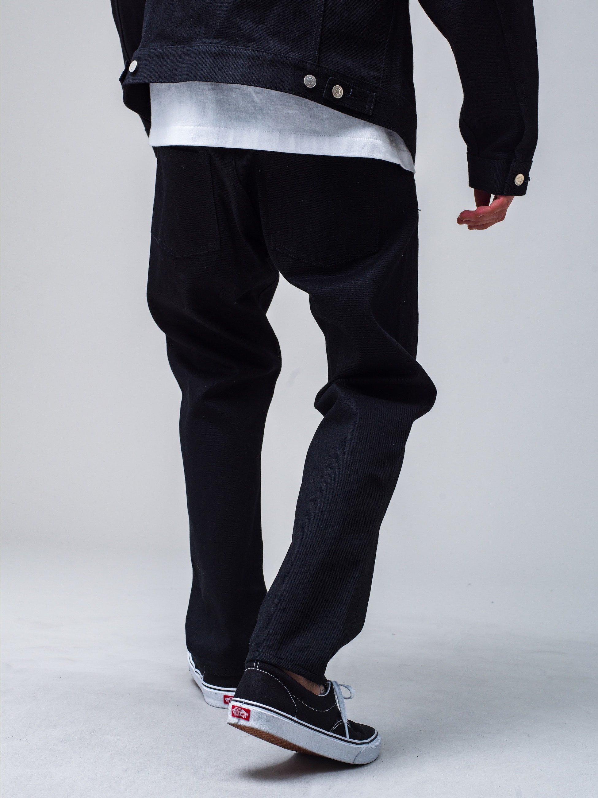スタンフォード ブラックデニム スリムフィット パンツ｜RHC(アール