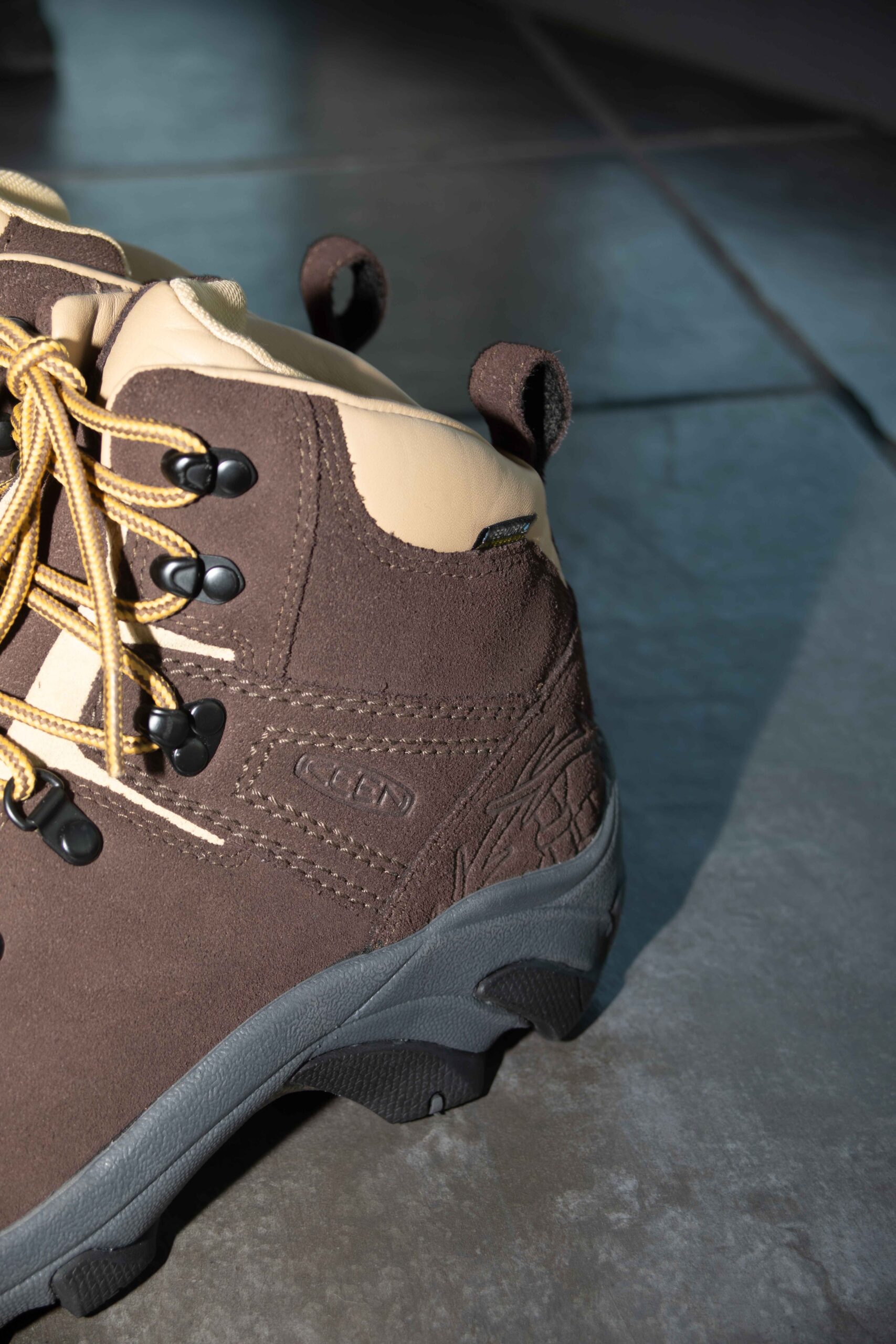 KEEN × Mountain Research Pyrenees / キーン x マウンテンリサーチ