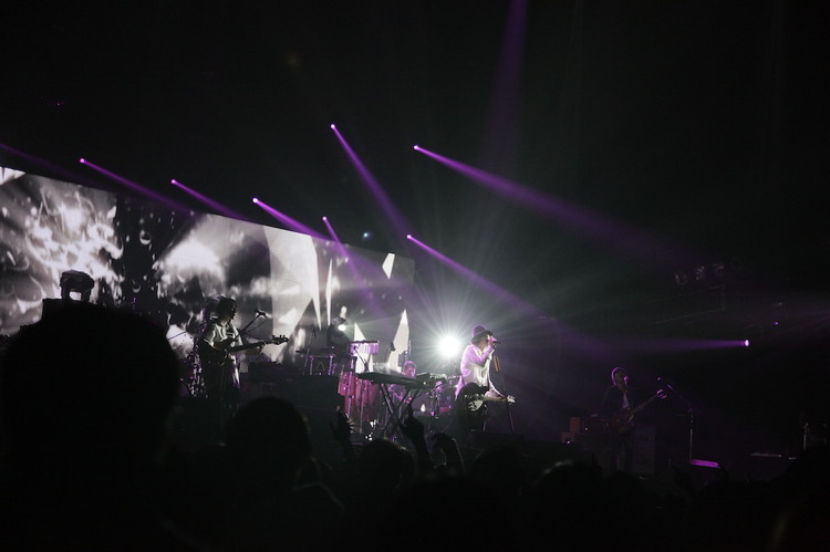 RADWIMPS × Spitz＠ 横浜アリーナ 2015.11.23 邦楽ライブレポート