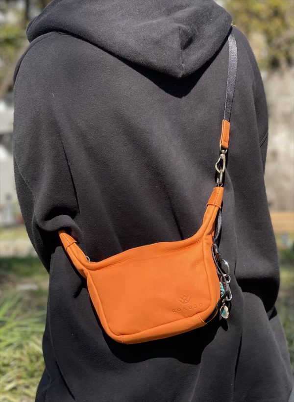 エゾ鹿革のミニショルダーバッグ - ROKUBO( ロクボー ) 北海道