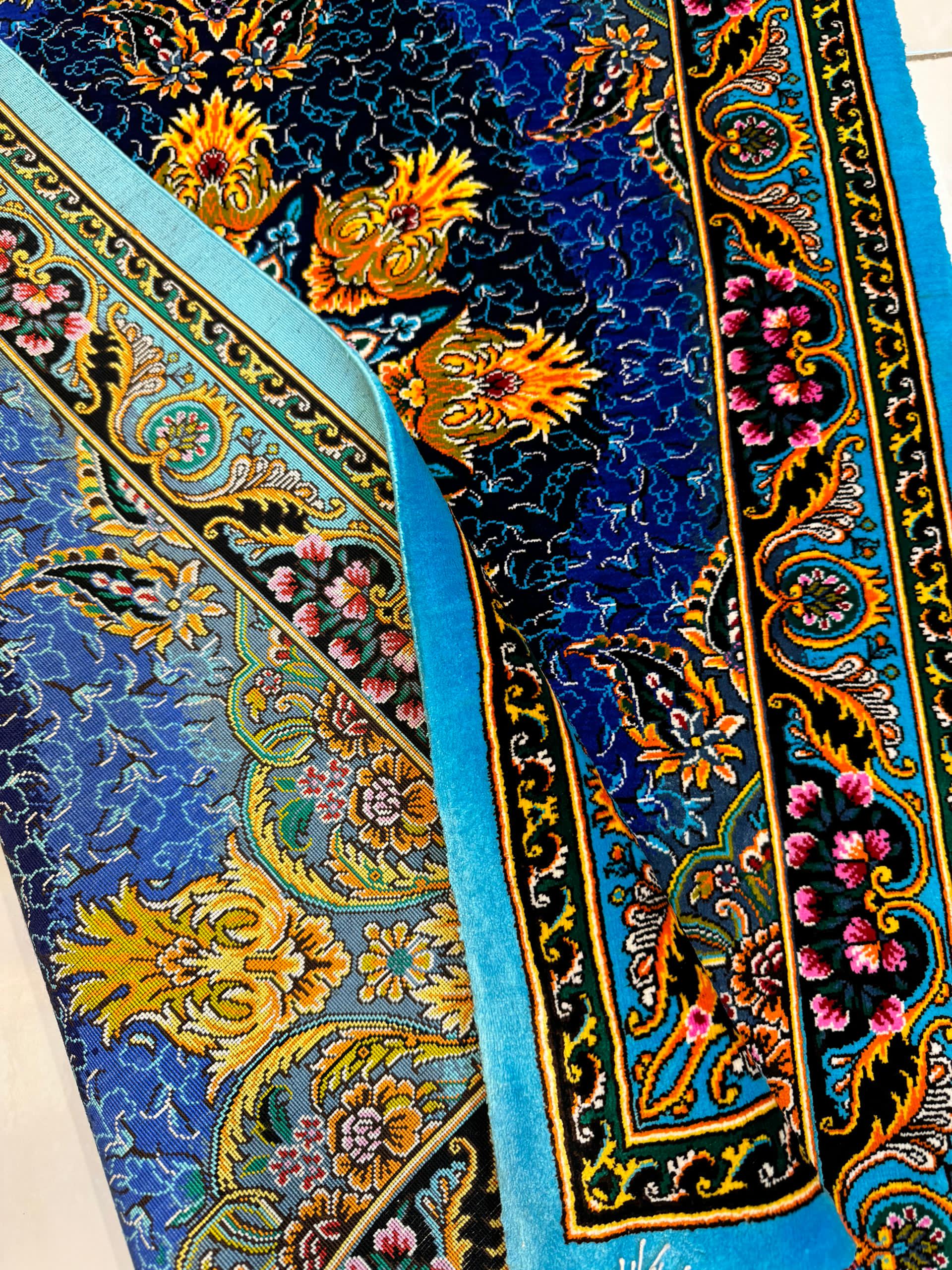 高級ペルシャ絨毯クム産シルク100％ ノウリ工房 93×60cm（FN-10034