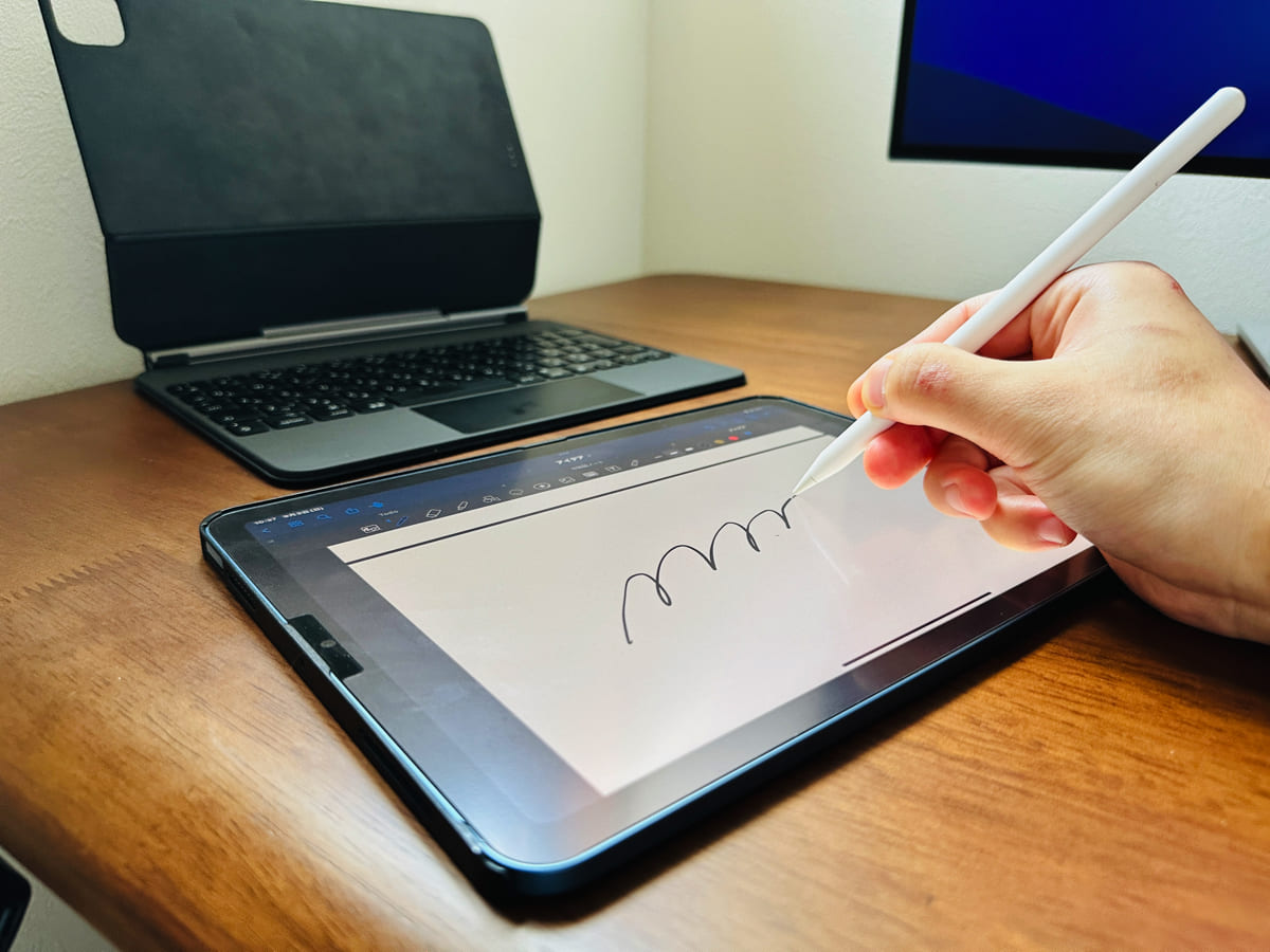 使いにくい？iPad Magic Keyboard レビュー！Air 第5世代の純正