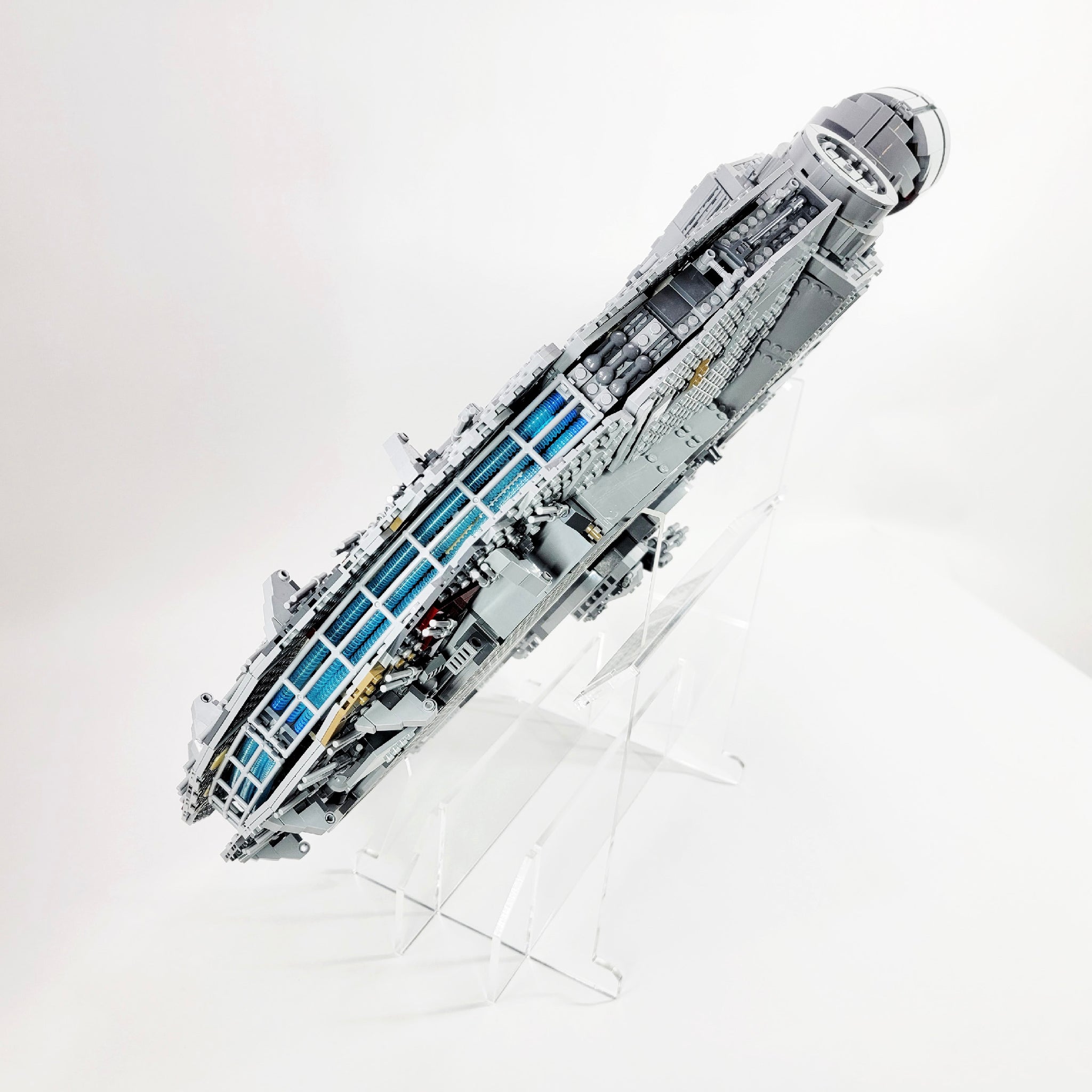 UCS Millennium Falcon (#75192) Acrylic Stand – Scobo Design, LLC