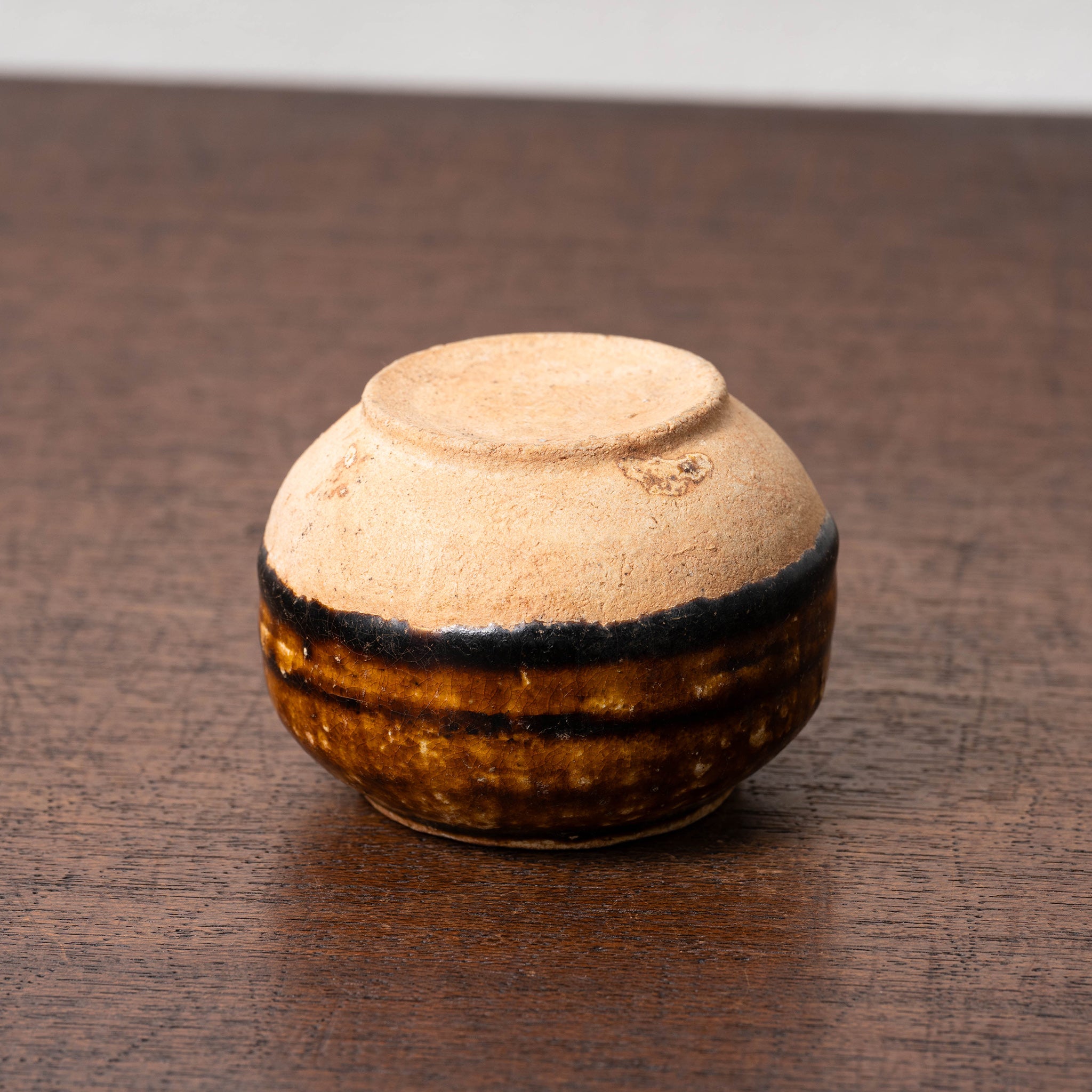 漢代 褐釉蓋付薬壺 – 燦禾 SANKA