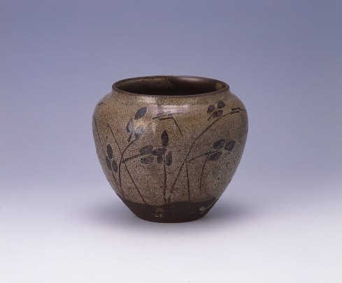 鉄絵萩文壺（絵唐津）｜佐賀県立 九州陶磁文化館