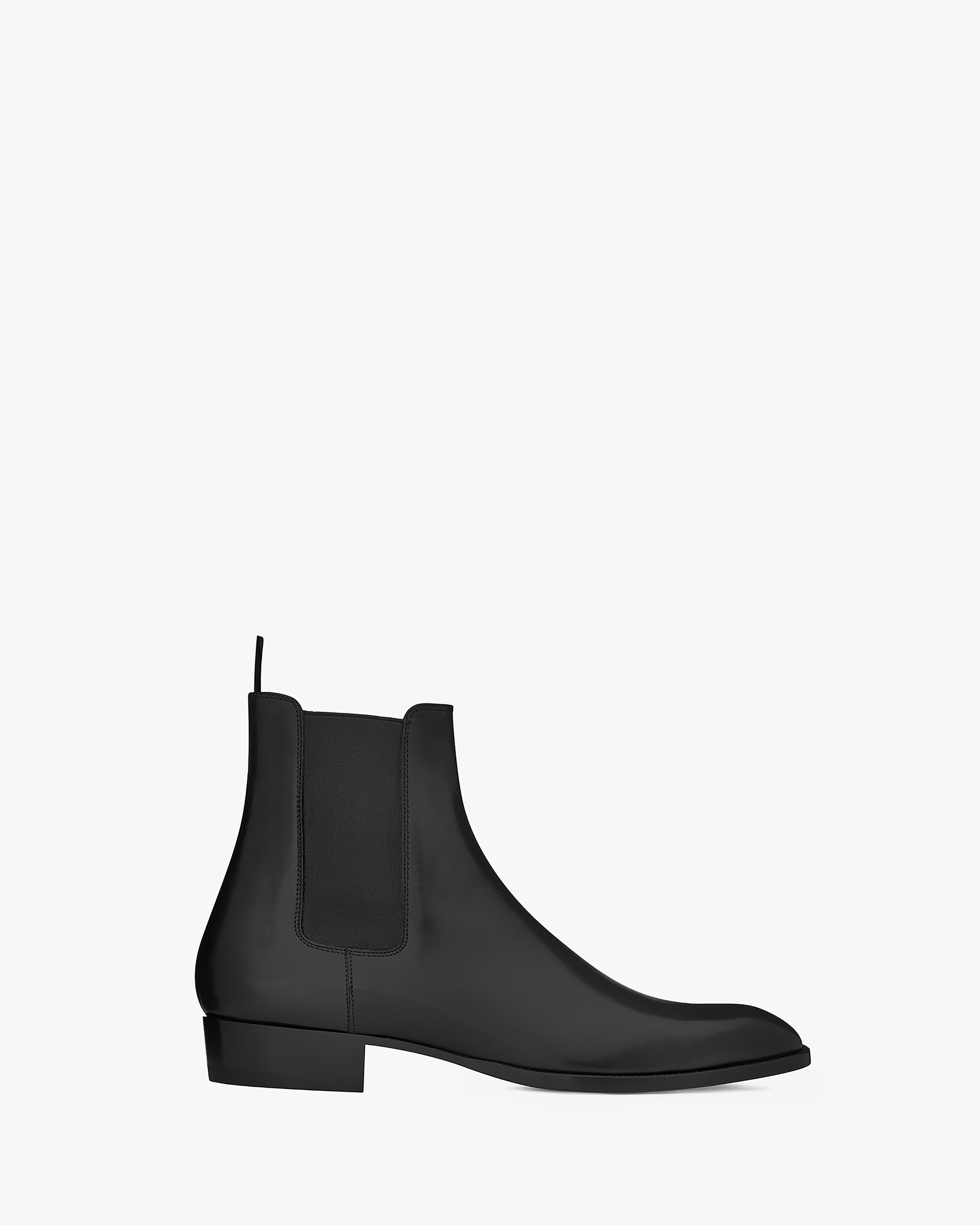 wyatt chelsea boots in smooth leather in Black | Saint Laurent