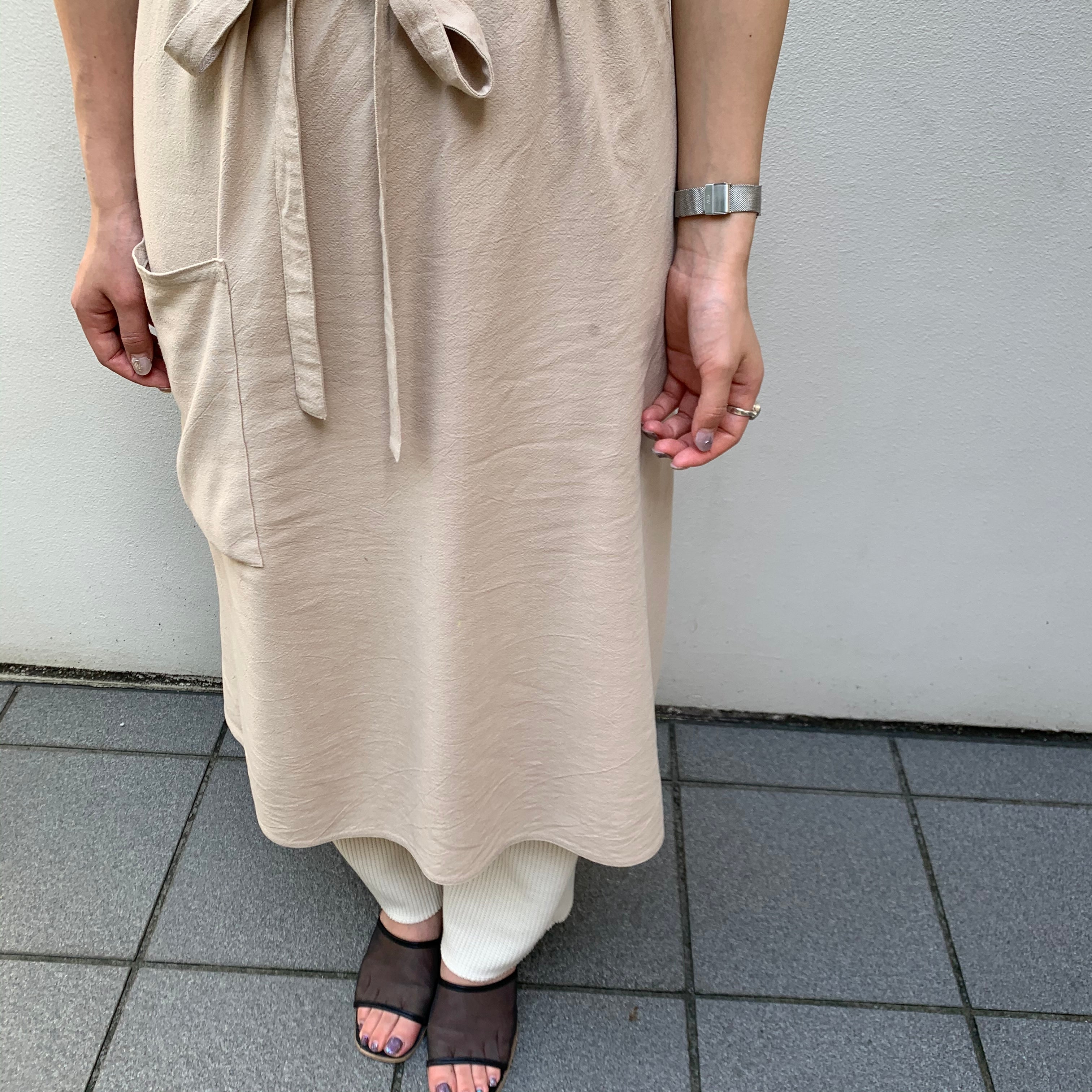 EP-001】 エプロン BEIGE | Salon de Vi2