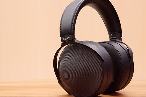 MDR-Z1R レビュー「幸せになれる究極のヘッドホン」｜ソニーショップ