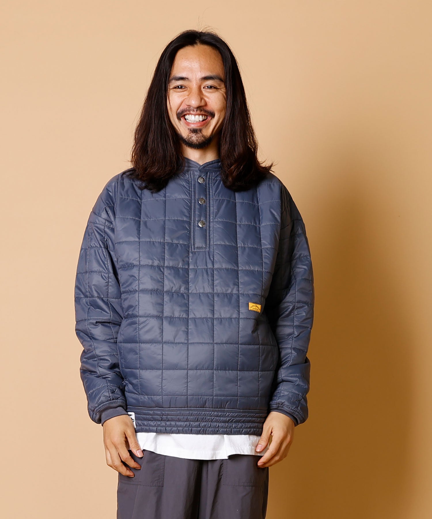 915-8_ea69f426-33c8-433c-97be-