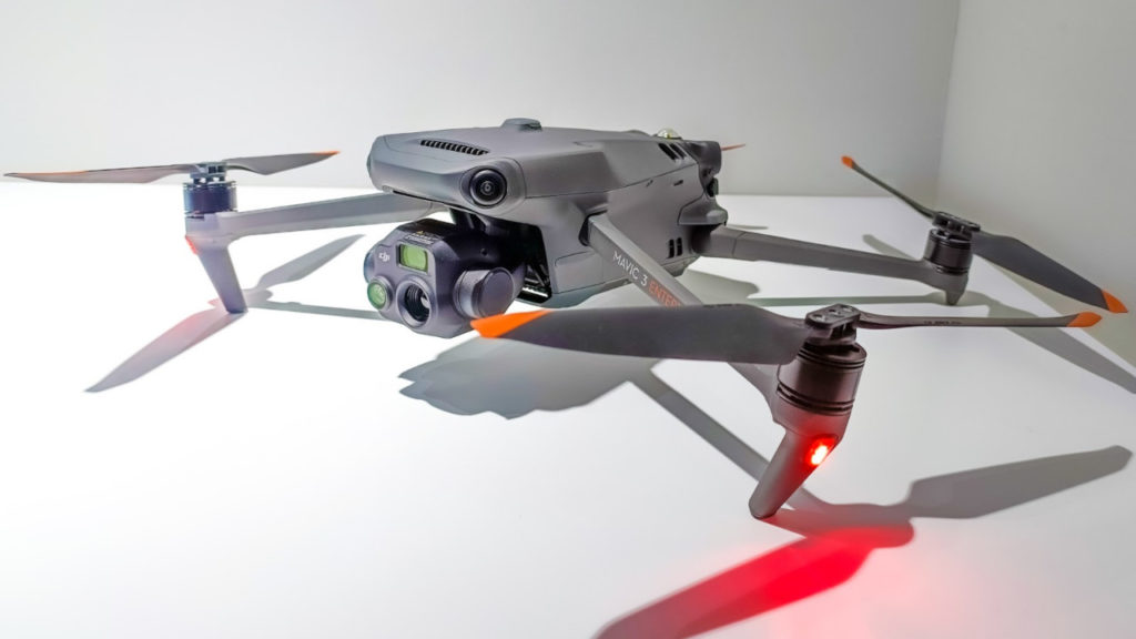 サーマルカメラ搭載ドローン「DJI MAVIC 3 THERMAL」の性能を検証しま
