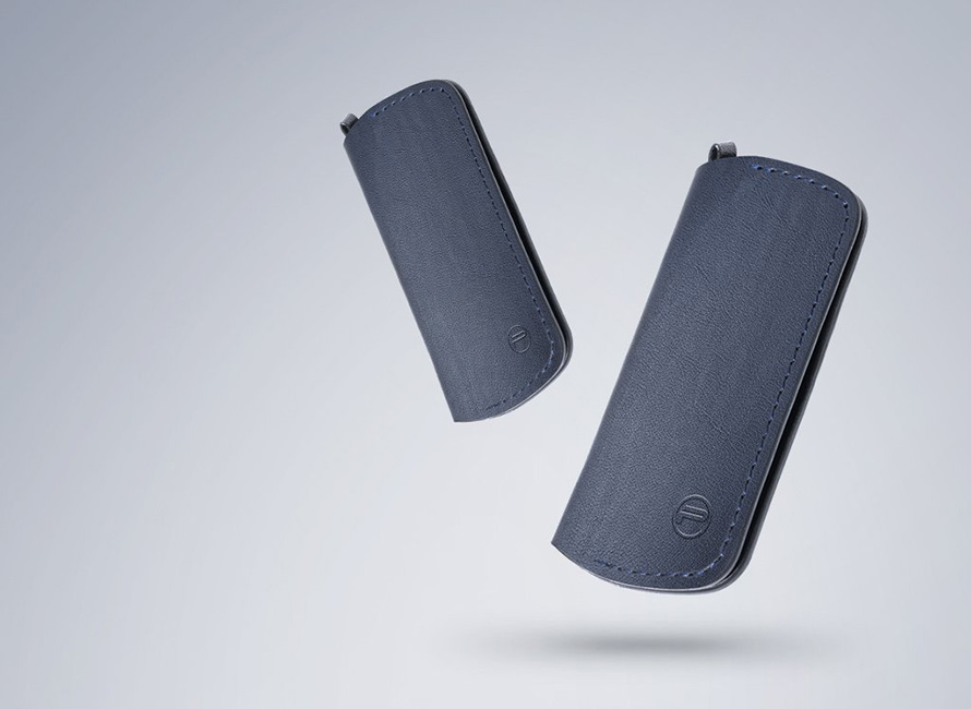 SDカード レザーケース（ネイビー） – PGYTECH-JAPAN 公式ストア