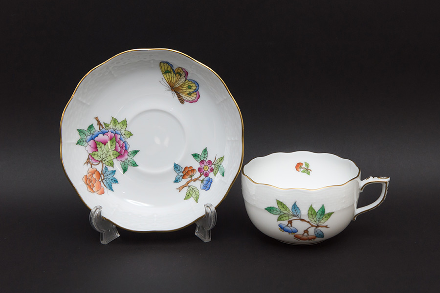 ヘレンド ヴィクトリア・プレーン ティーカップ＆ソーサーを買い取り