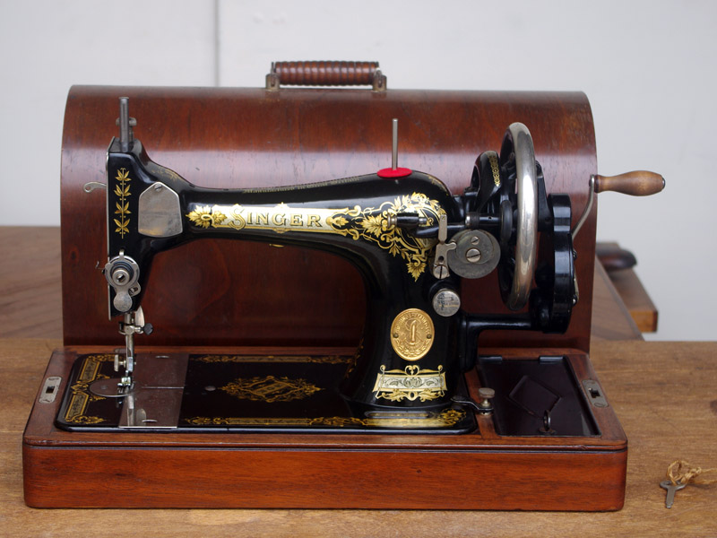 No.430 SINGER 28K シンガー製 家庭用手回しミシン：アンティーク