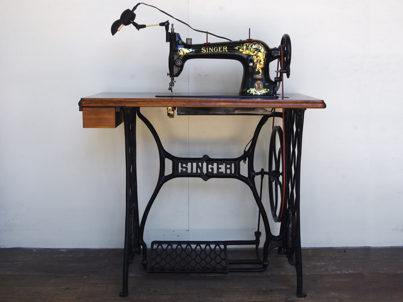 No.395 SINGER 31K18 シンガー製 皮革用 足踏みミシン：アンティーク