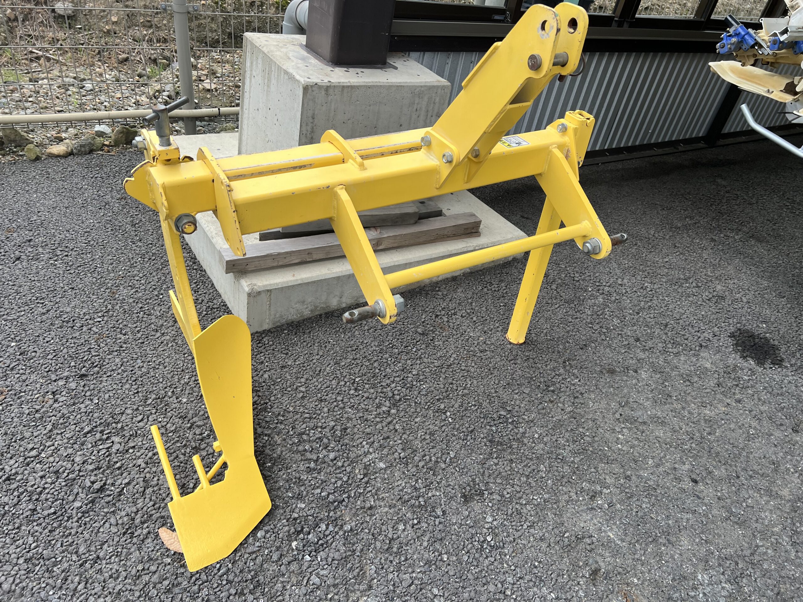 カツノ ネギ掘り | 農機／建機／草刈機販売（有）関口ファームテック