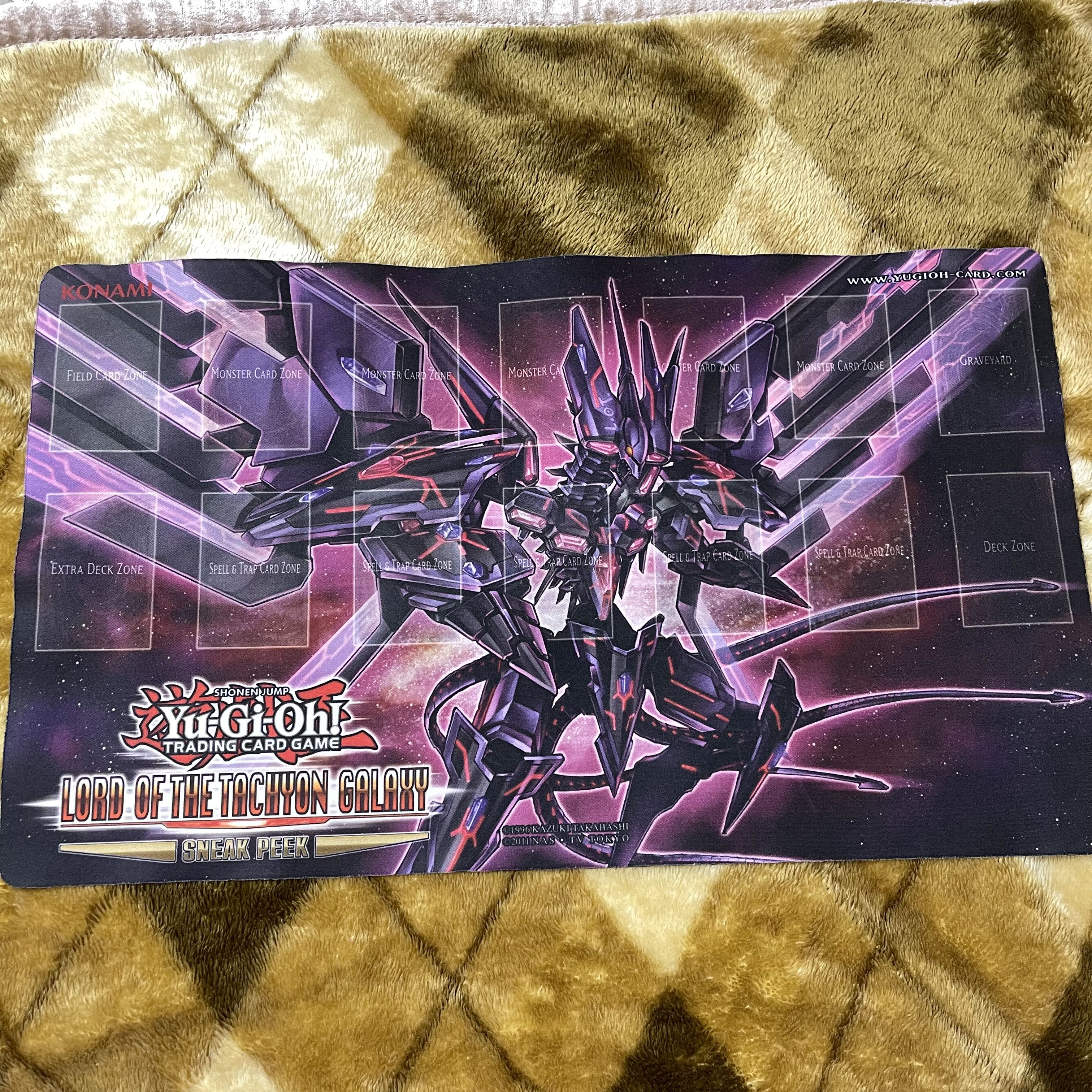 遊戯王 銀河眼の時空竜 タキオン プレイマット 海外の通販 1219443604