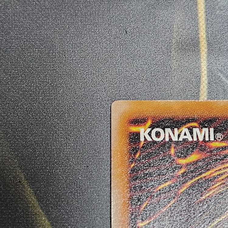 マジシャン・オブ・ブラックカオス【レリーフ】{306-057