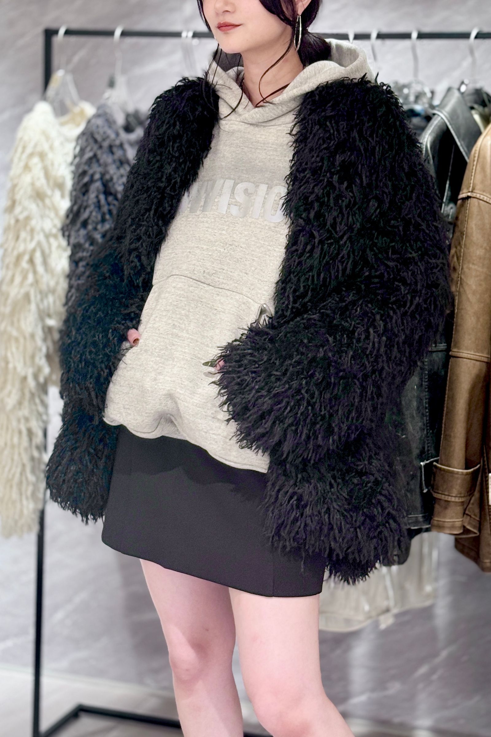 NOUNLESS - PERMANENT FAKE FUR COAT (NOIR) / パーマフェイクファー