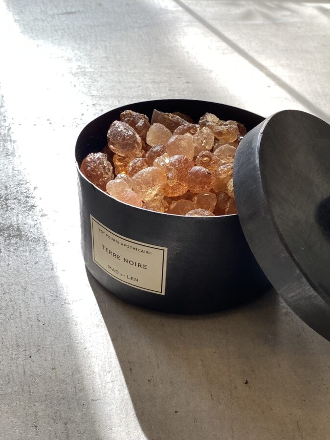 MAD et LeN / ポプリ アンバー：香りTERRE NOIRE(テレノワール) – six